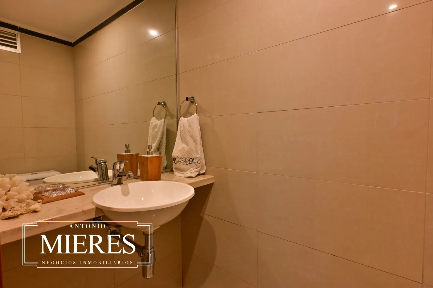 Alquiler  apartamento de 3 Dormitorios - Playa Brava — foto 19