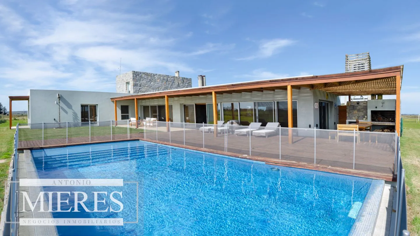 Venta de Chacra con Casa de 4 dormitorios - Jose Ignacio — foto 1