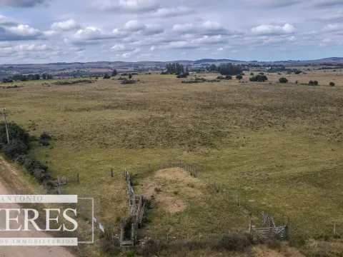 Chacras en Pueblo Edén de 3,5 y 4 ha.