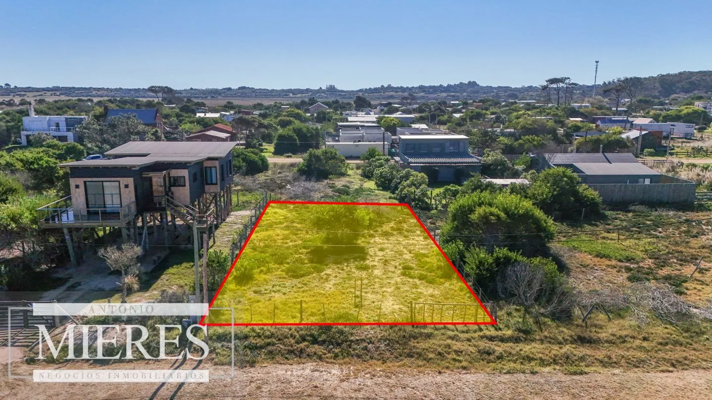 Se vende lote frente al mar en barrio La Juanita! — foto 3