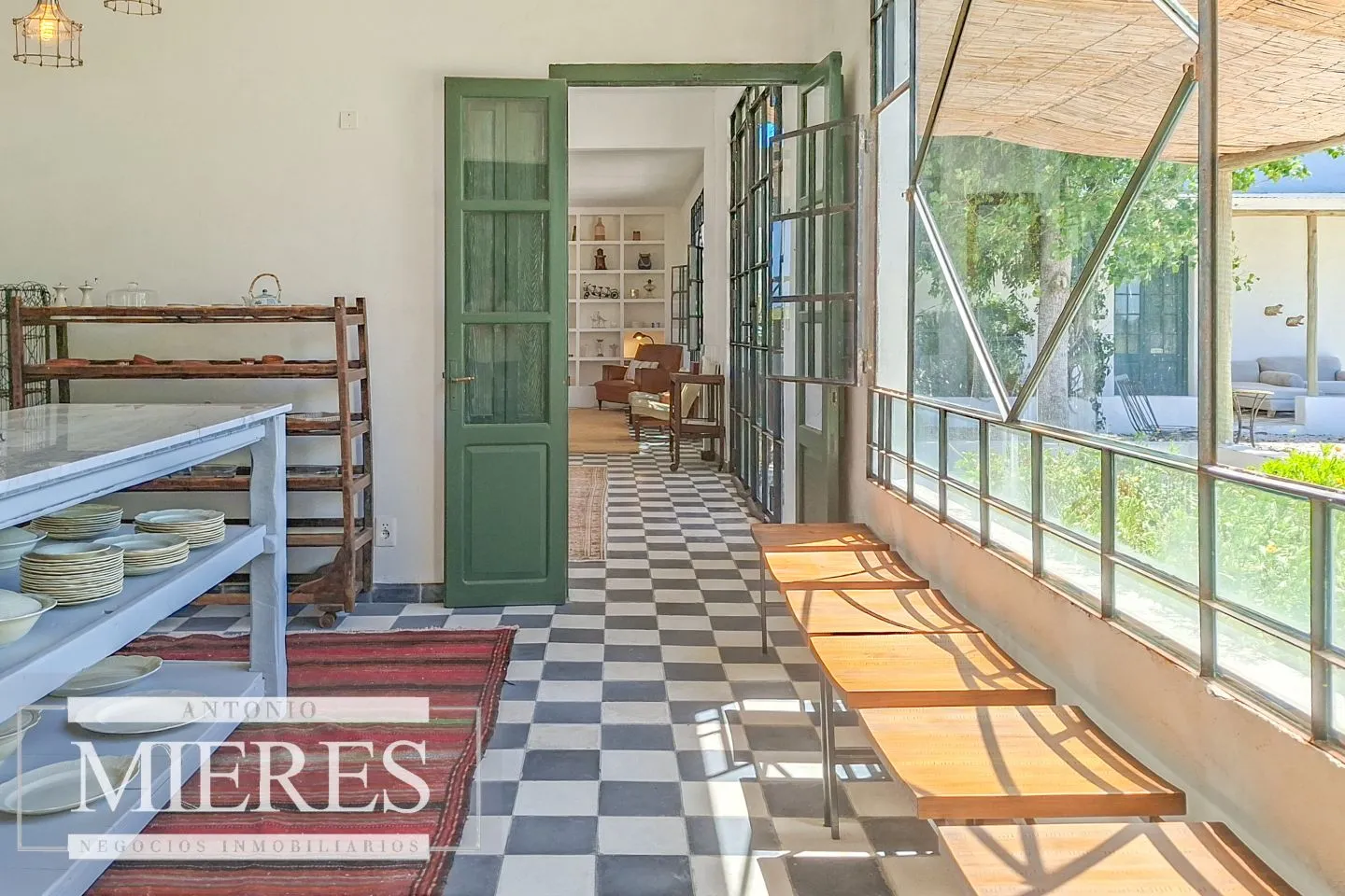 Espectacular chacra en venta 10 dormitorios sobre laguna en La Rinconada a pasos del mar! — foto 12