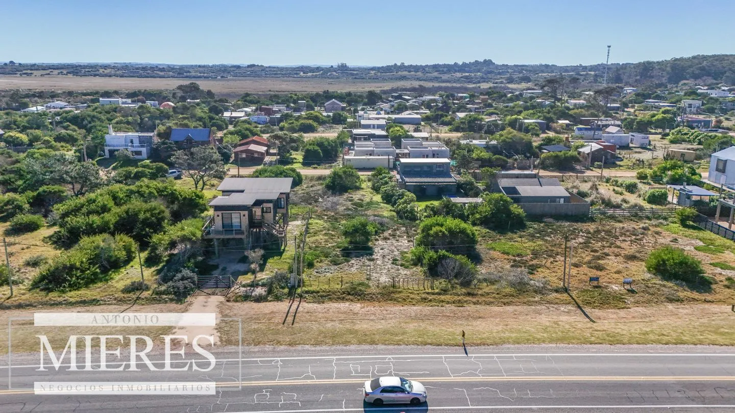 Se vende lote frente al mar en barrio La Juanita! — foto 6