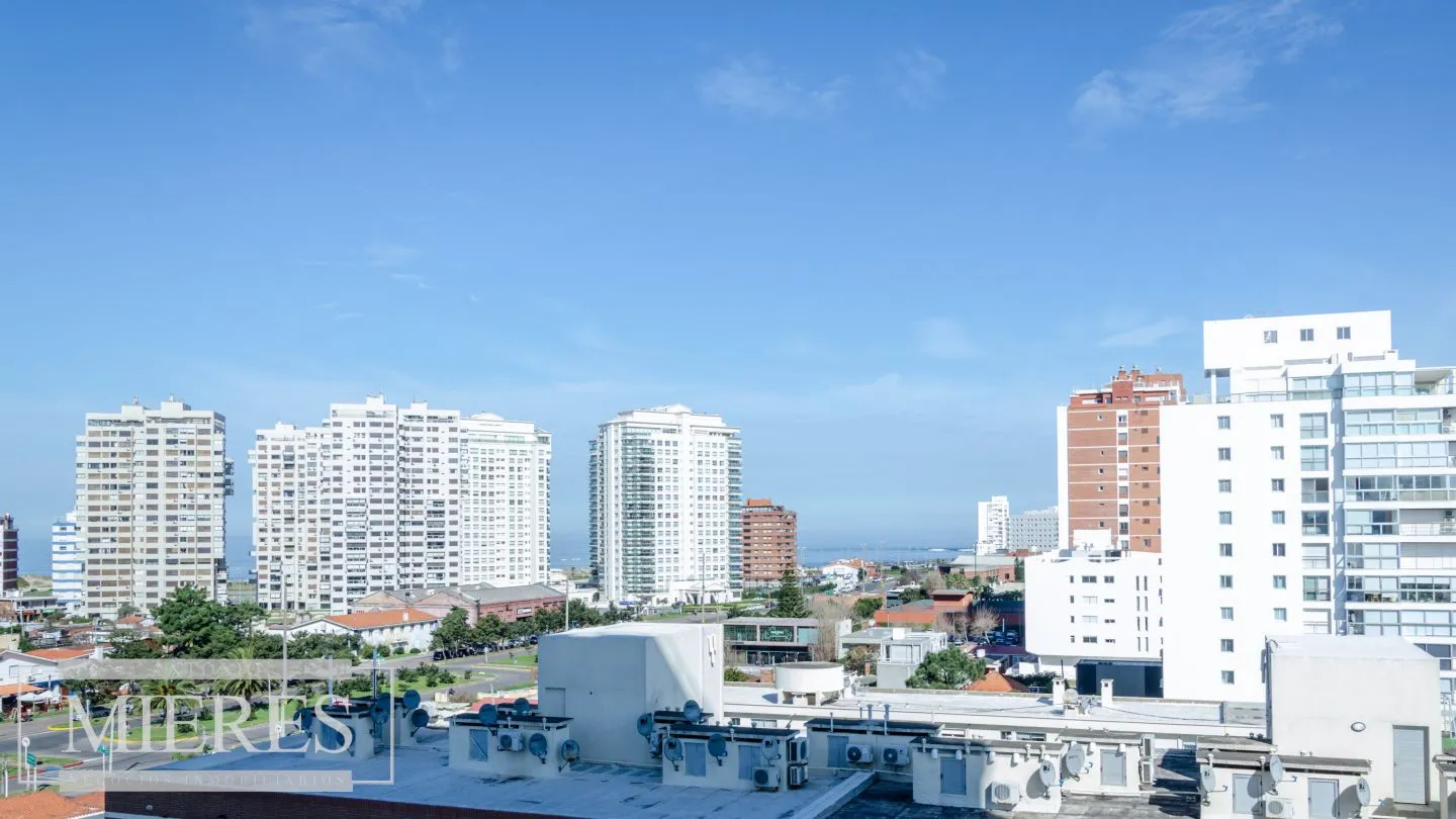 Venta de apartamento de 3 dormitorios - Playa Mansa — foto 22