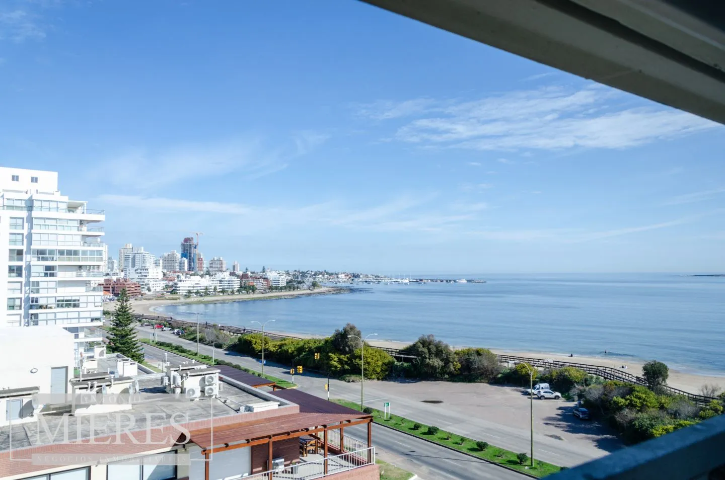 Venta de apartamento de 3 dormitorios - Playa Mansa — foto 26