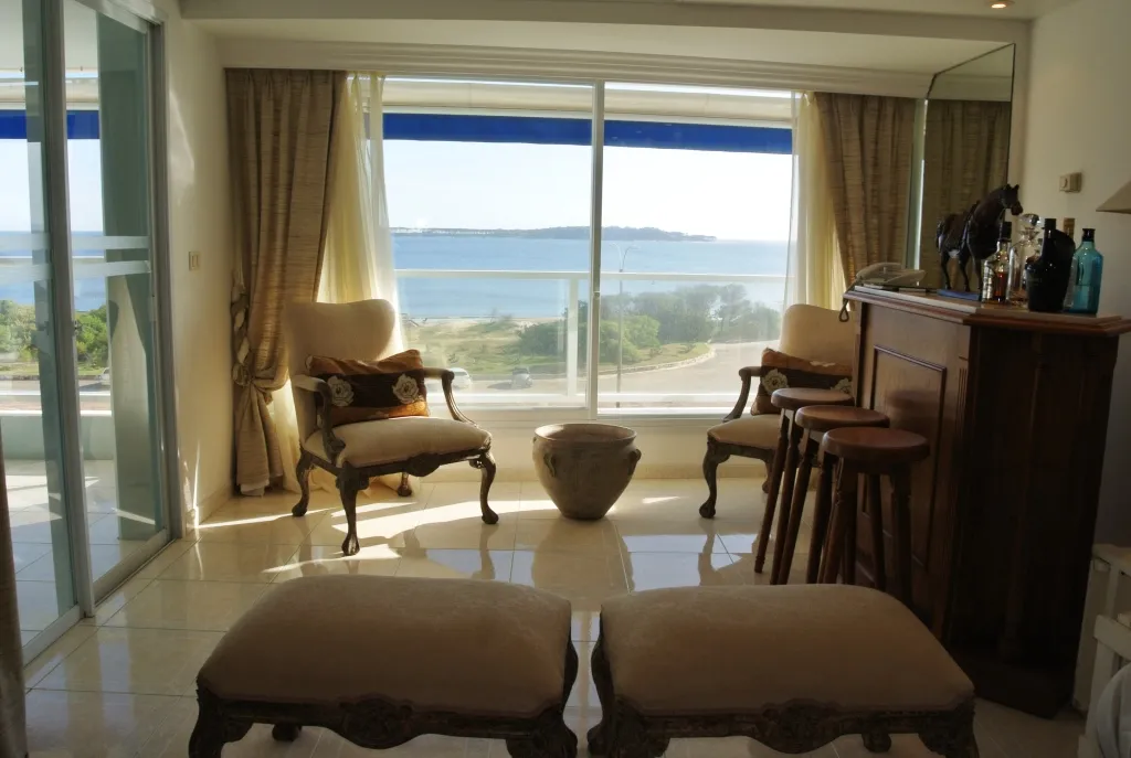 Venta apartamento 3 dormitorios - Playa Mansa — foto 7