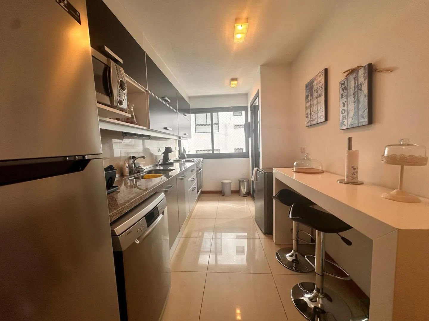 Alquiler  apartamento de 3 Dormitorios y dep - Playa Brava — foto 5