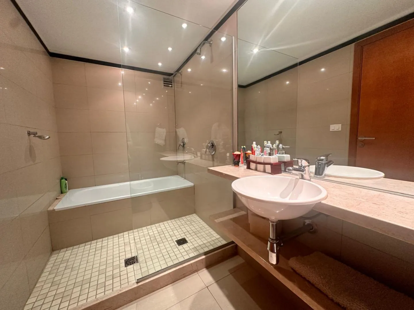 Alquiler  apartamento de 3 Dormitorios y dep - Playa Brava — foto 10
