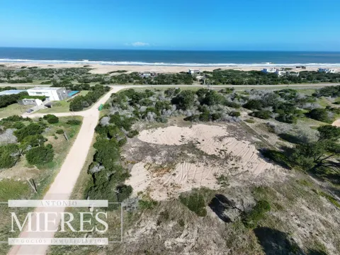Lote de 1600m2 en venta vista mar en Arenas de JI Apto Comer — foto 3