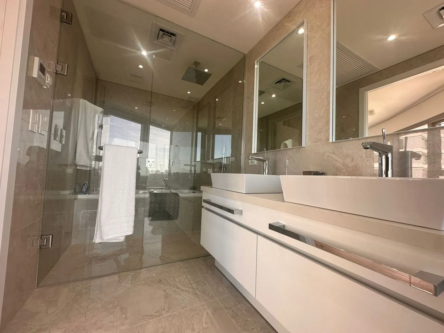 Apartamento 2 dormitorios - Torre Trump — foto 9