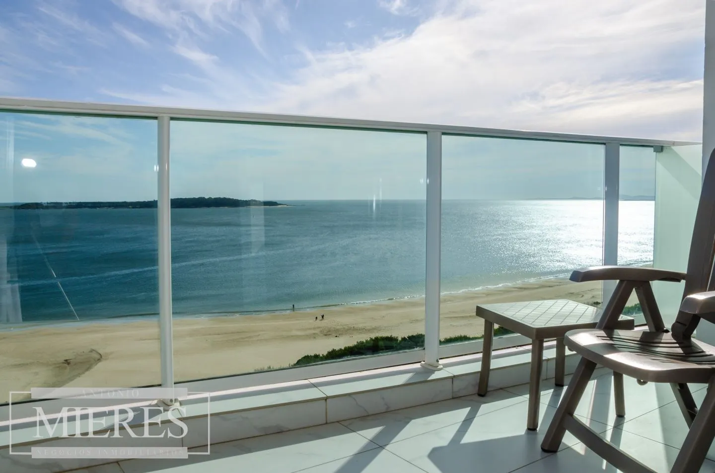 Alquiler anual de apartamento de 3 dormitorios - Playa Mansa — foto 7