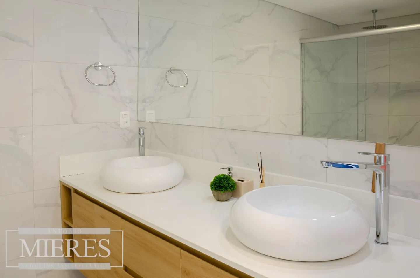 Alquiler anual de apartamento de 3 dormitorios - Playa Mansa — foto 17
