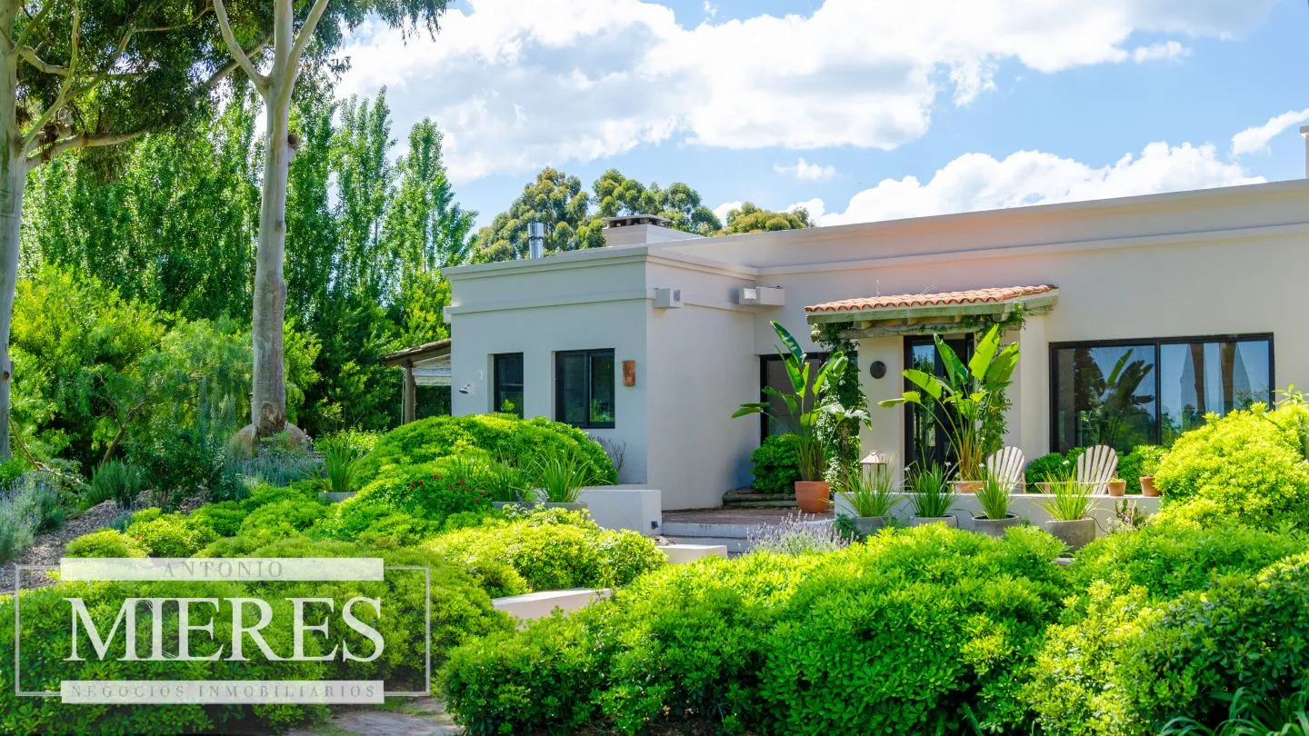 VENTA: CASA 4 DORMITORIOS C/PISCINA EL QUIJOTE LA BARRA — foto 1