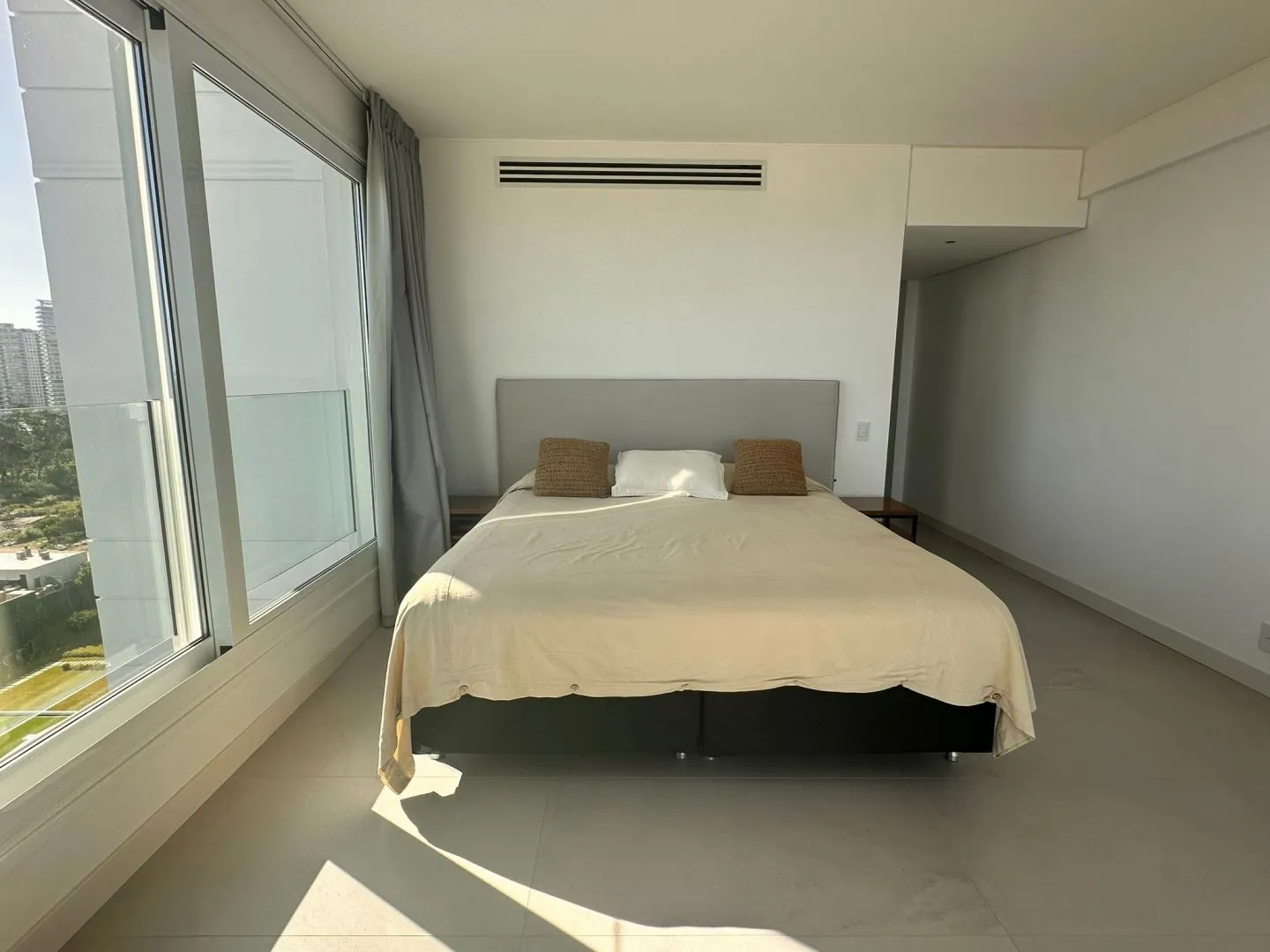 Alquiler temporal apartamento 3 dormitorios - Playa Brava — foto 9