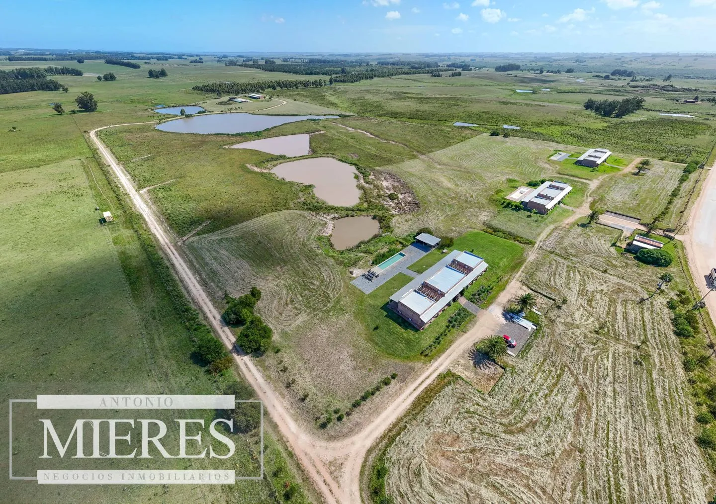 Chacra 5has en venta 4 dorm en camino a pueblo Garzon — foto 2