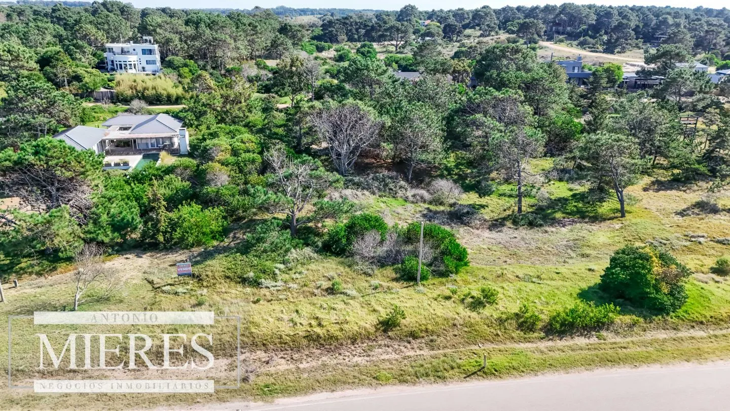 Venta de 2 Lotes total 3500m2  con Vista al Mar y al Faro — foto 6