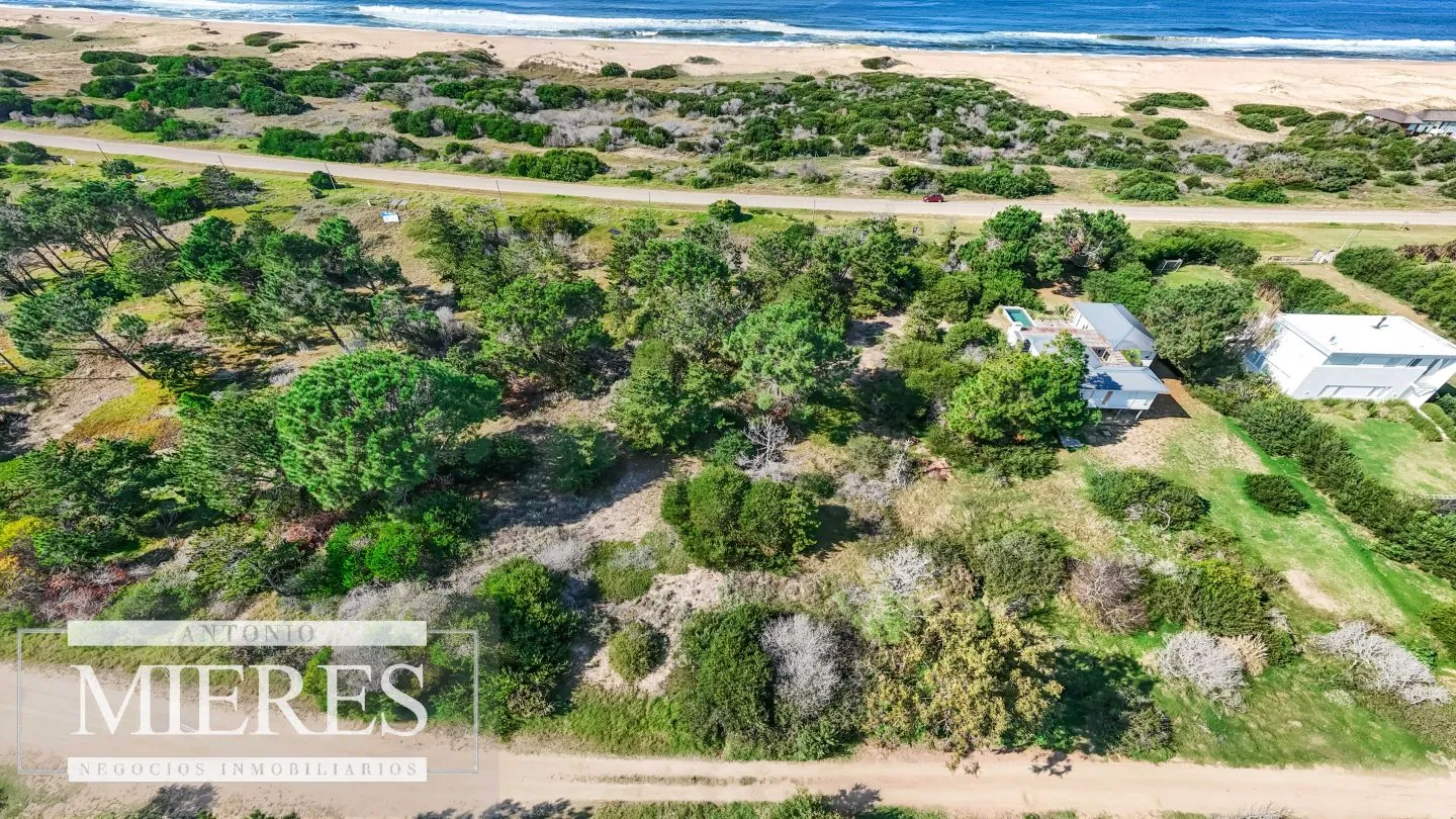 Venta de 2 Lotes total 3500m2  con Vista al Mar y al Faro — foto 13