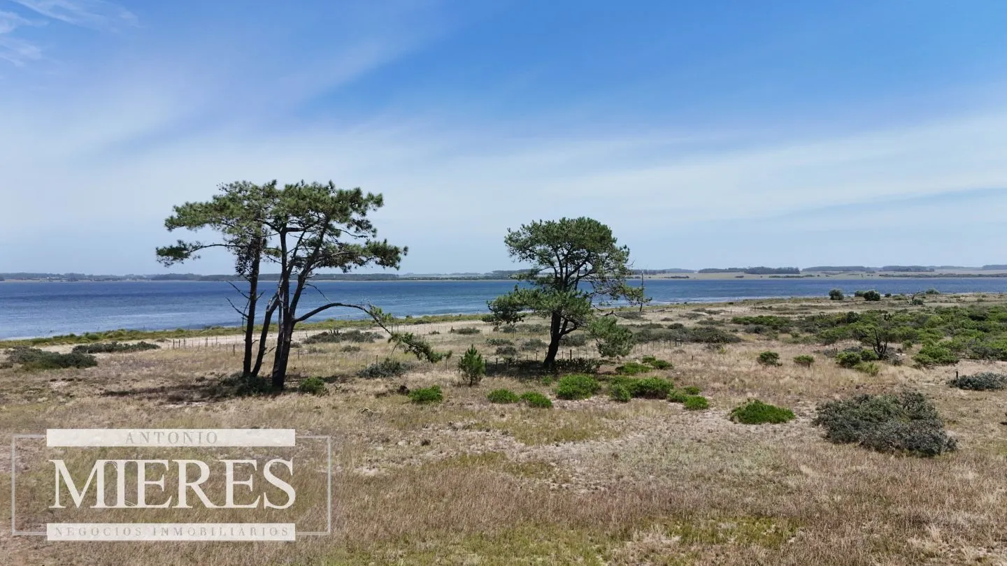Venta lote en El Caracol sobre la laguna! Vista total. — foto 1