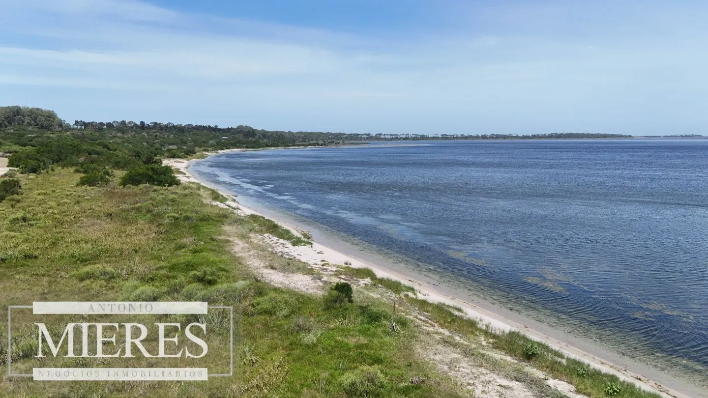 Venta lote en El Caracol sobre la laguna! Vista total. — foto 4