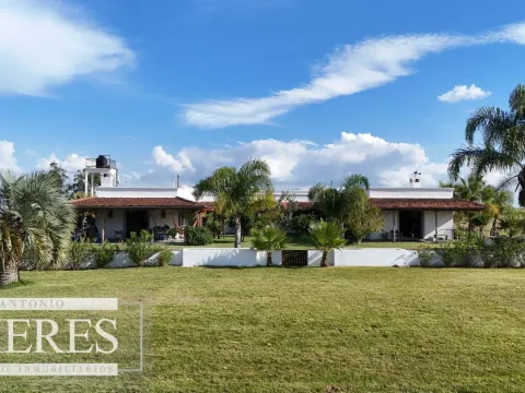 Campo en venta de 103 ha con casa reciclada Lavalleja.