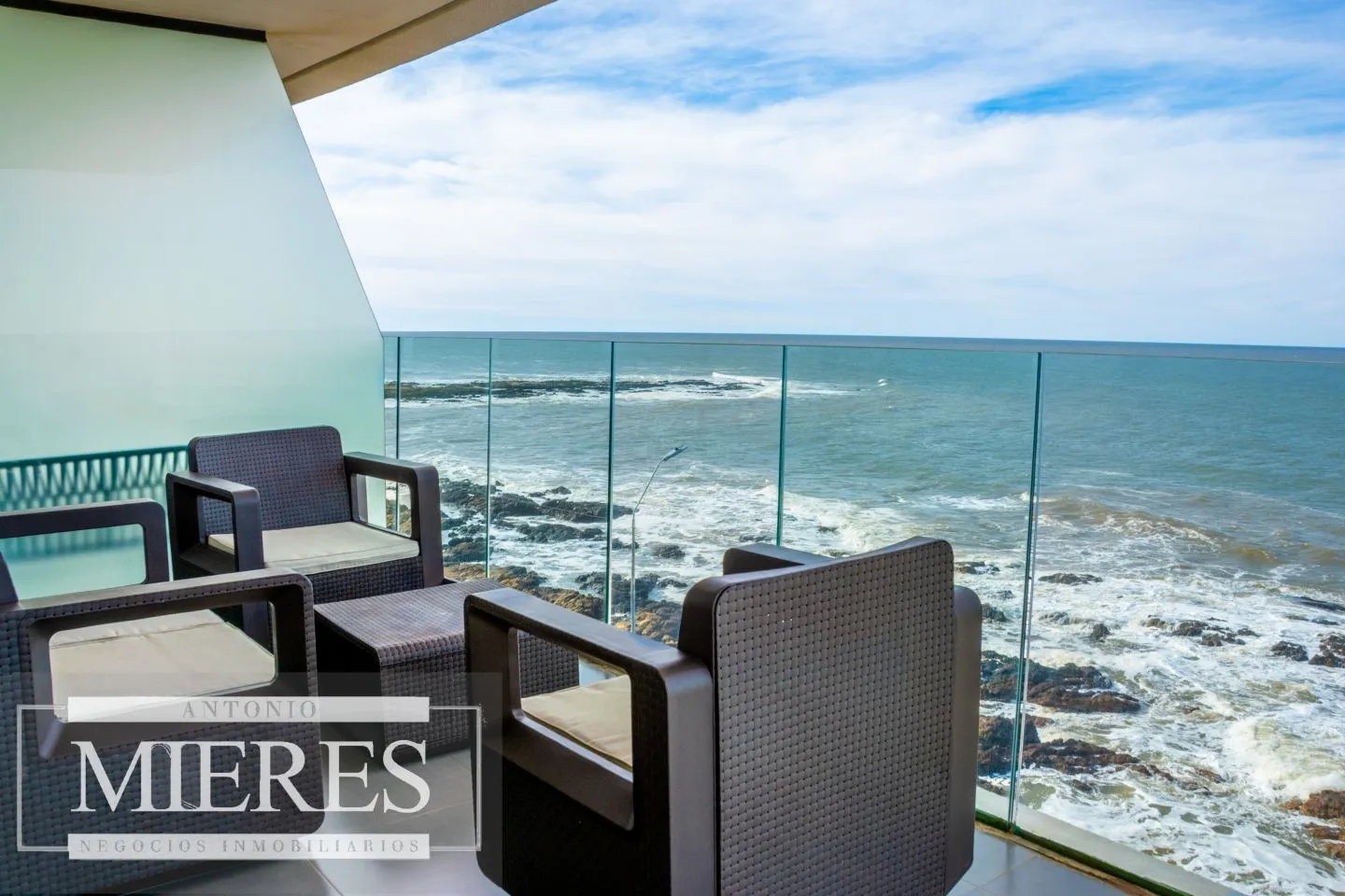 Venta Apartamento 3 Dormitorios- Península — foto 2