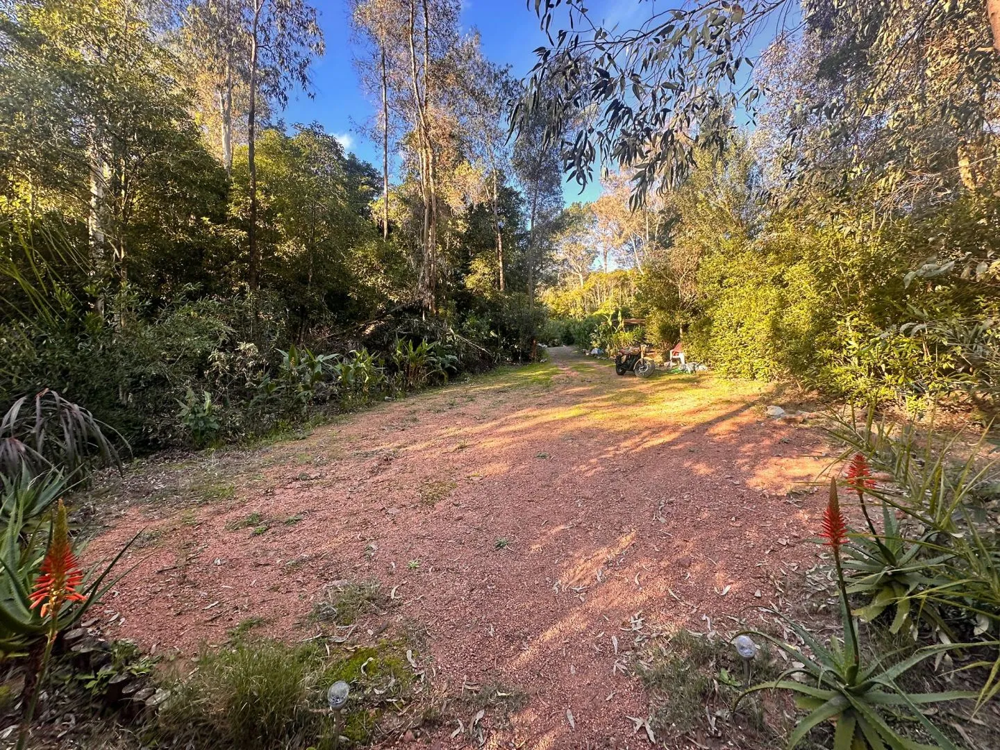Venta lote con mejoras- Las Cumbres — foto 4