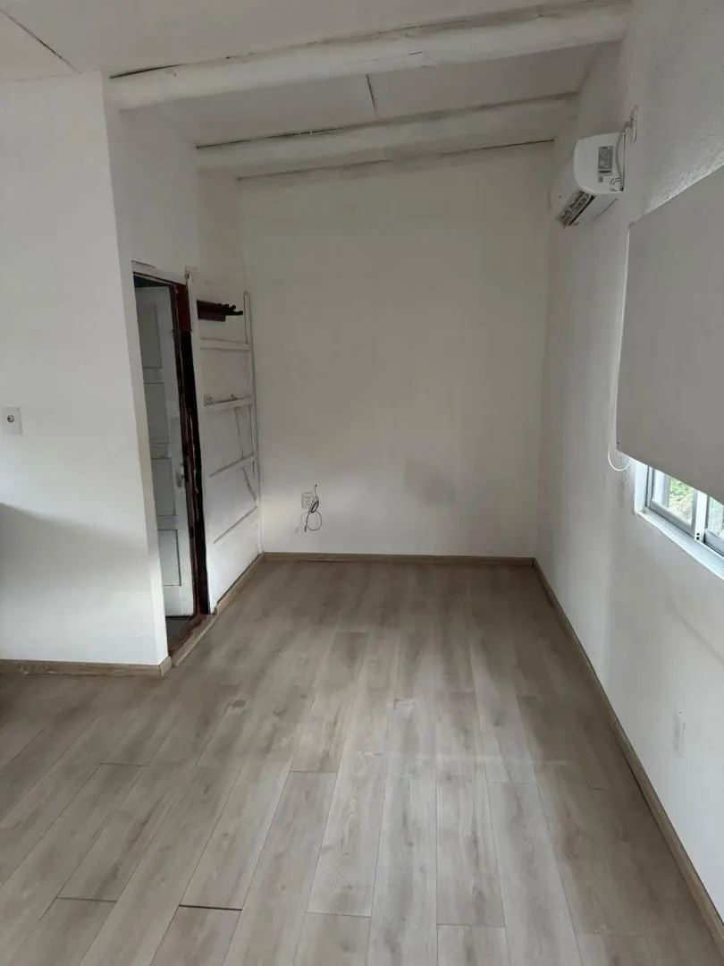 Venta lote de 450m2 c/casa en La Juanita — foto 4