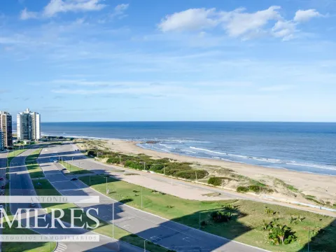 Venta apartamento 3 dormitorios- Playa Brava — foto 2