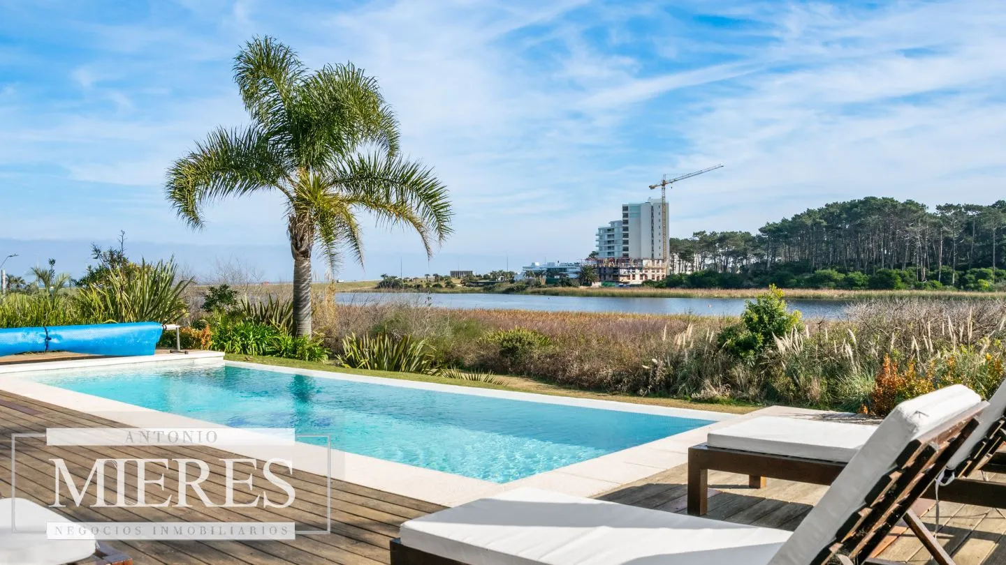 Venta casa 4 dormitorios- Playa Mansa — foto 3
