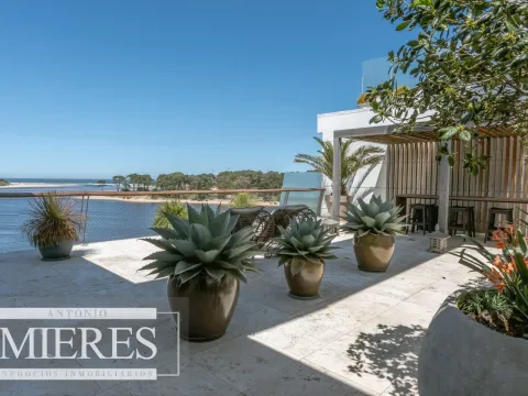 Venta Penthouse Ed Delamar La Barra 4 Dormitorios