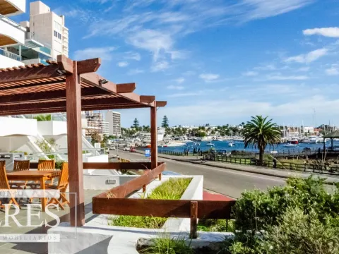 Venta apartamento 4 dormitorios- Puerto