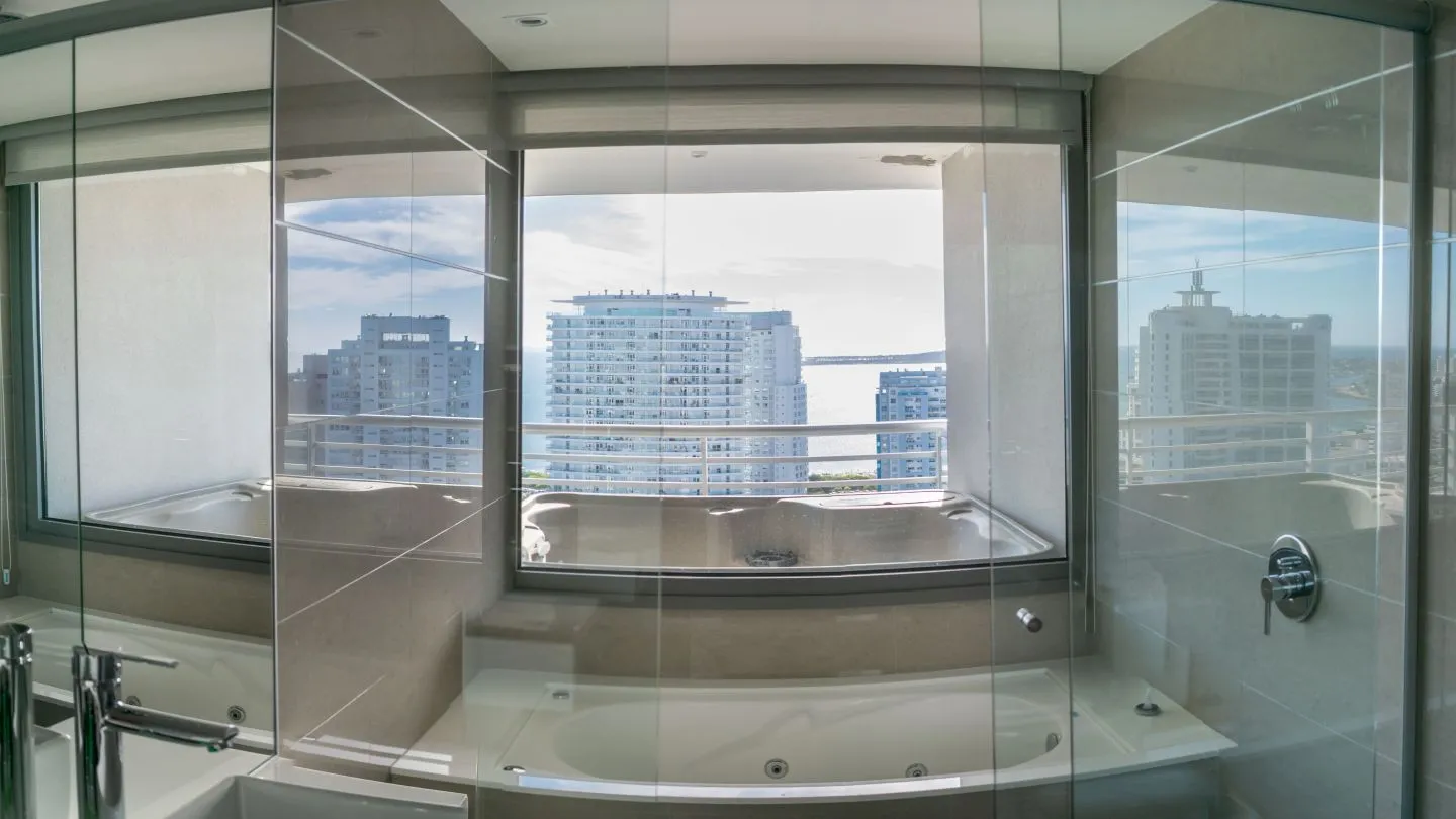 Venta Apartamento 3 dormitorios - Playa Mansa — foto 11