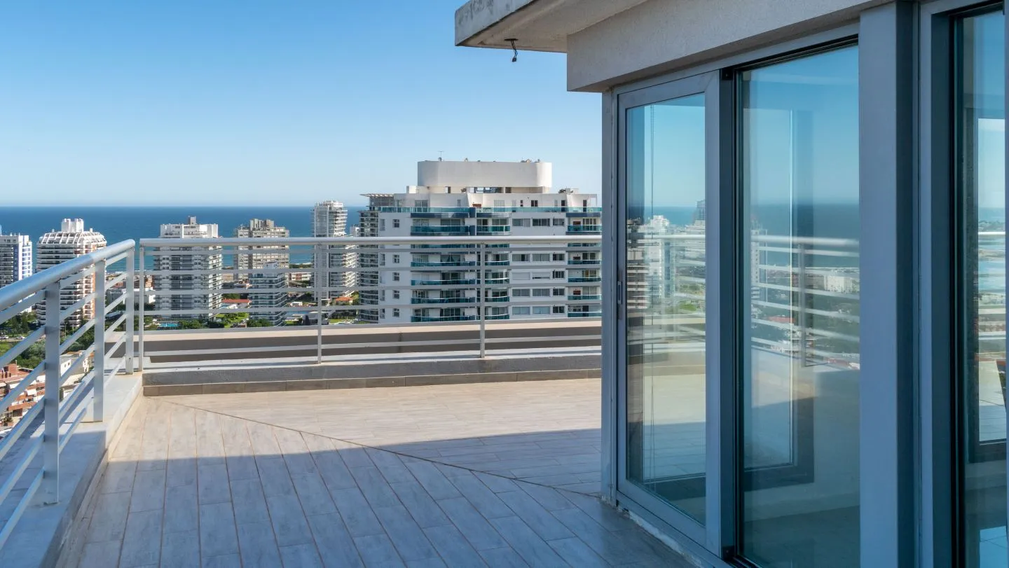 Venta Apartamento 3 dormitorios - Playa Mansa — foto 17