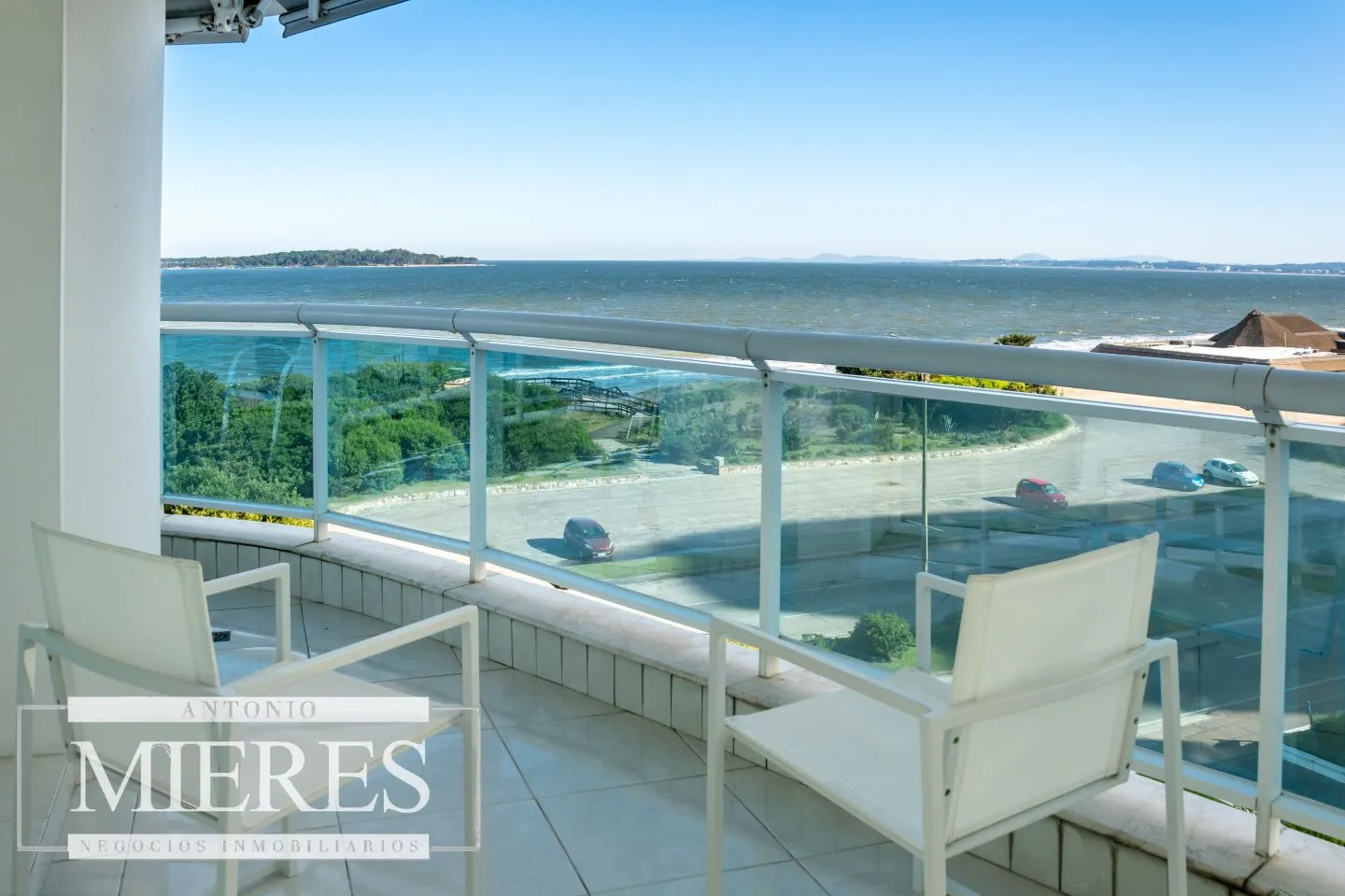 Venta de apartamento 3 dormitorios - Playa Mansa — foto 5