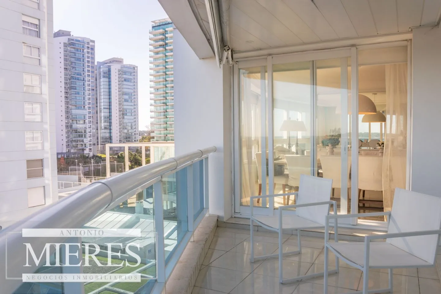 Venta de apartamento 3 dormitorios - Playa Mansa — foto 6