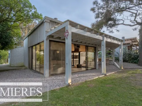 Venta de Casa 2 dormitorios - Manantiales