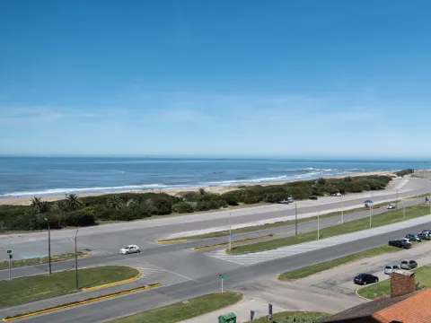 Venta apartamento 3 dormitorios - Playa Brava