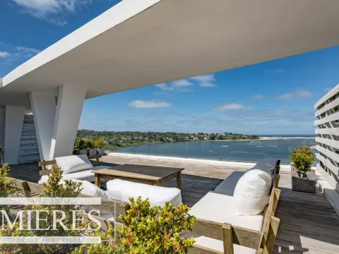VENTA PENTHOUSE 4 DORMITORIOS LA BARRA PUNTA DEL ESTE