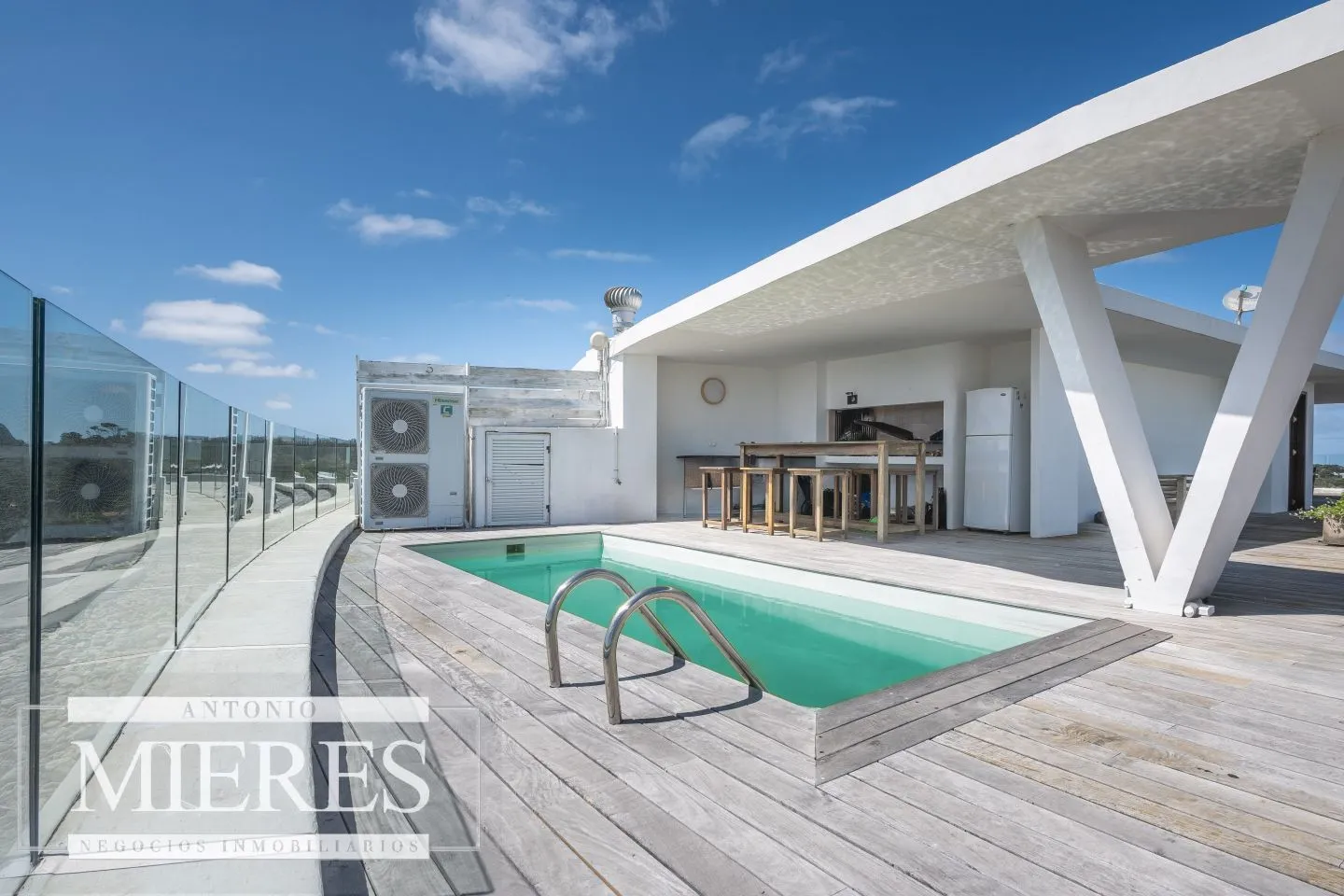 VENTA PENTHOUSE 4 DORMITORIOS LA BARRA PUNTA DEL ESTE — foto 2
