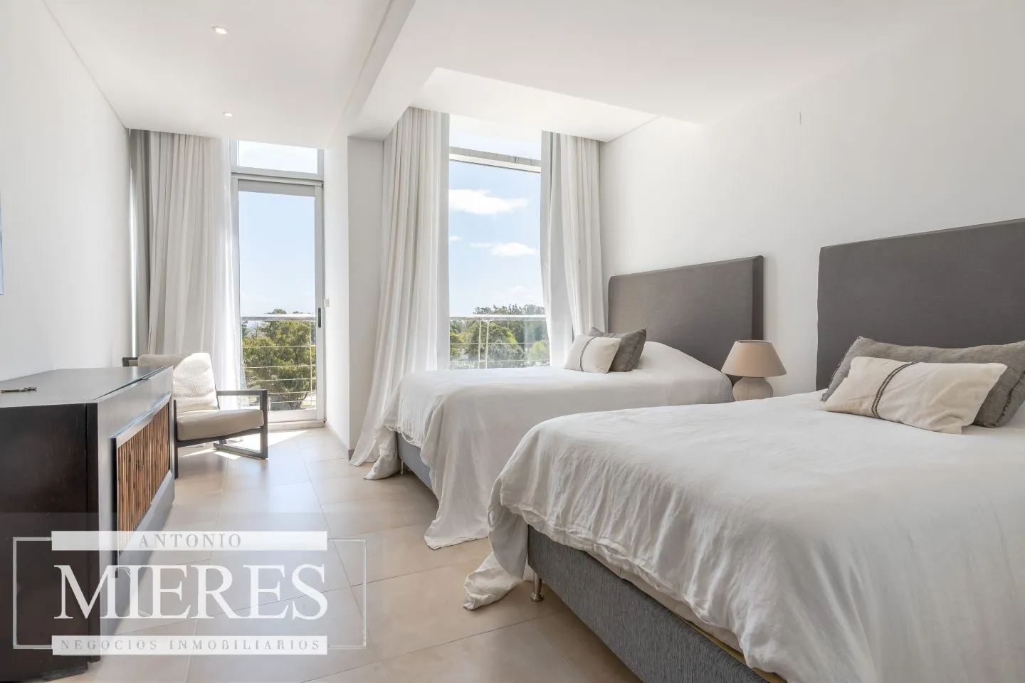 VENTA PENTHOUSE 4 DORMITORIOS LA BARRA PUNTA DEL ESTE — foto 24