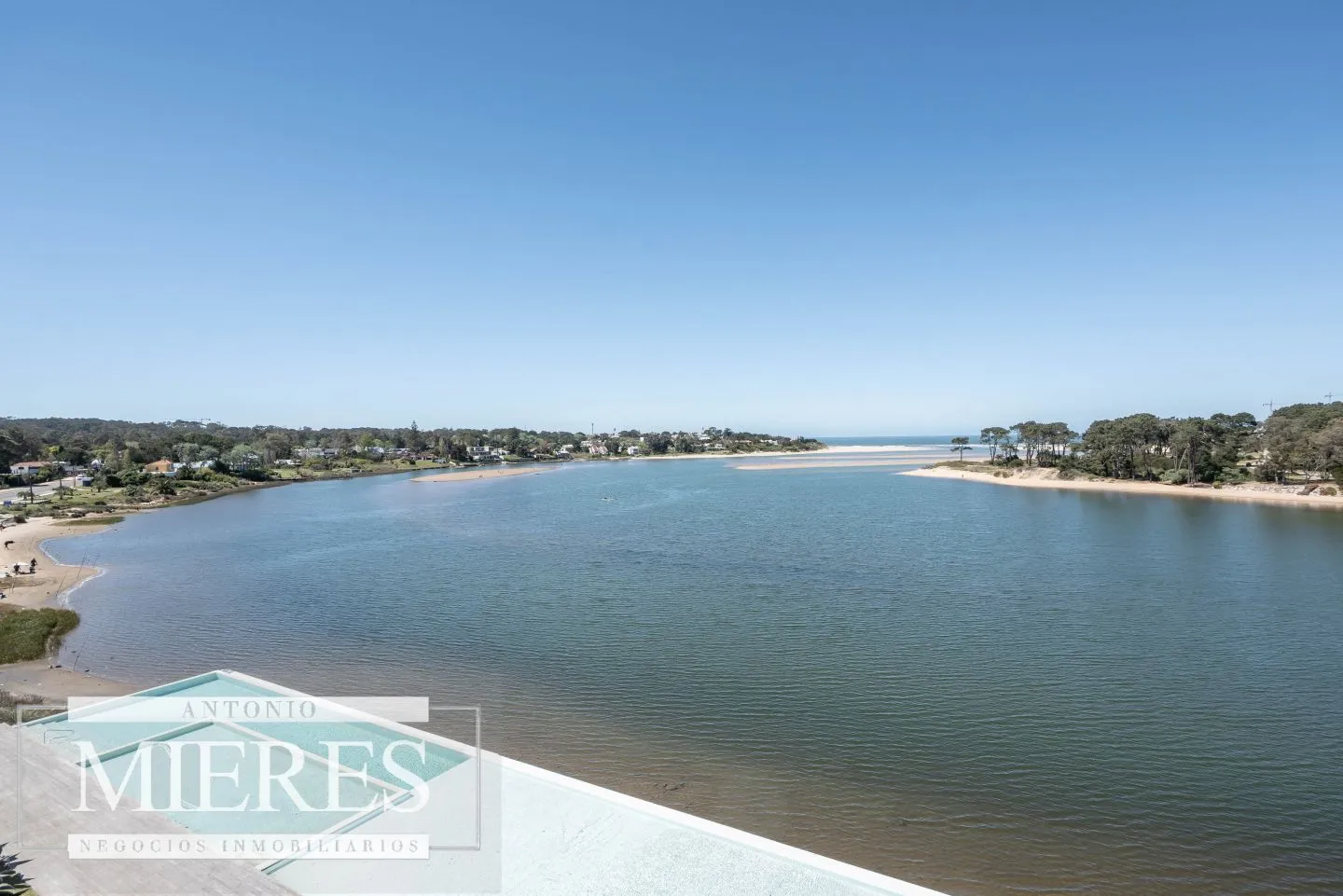 VENTA PENTHOUSE 3 DORMITORIOS DELAMAR L A BARRA — foto 4