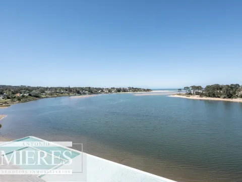 VENTA PENTHOUSE 3 DORMITORIOS DELAMAR L A BARRA — foto 4