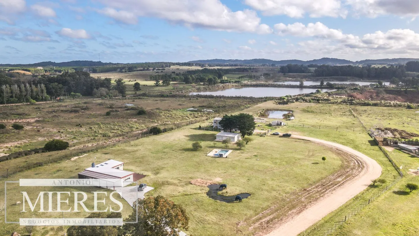 Chacra en venta de 5 ha en Maldonado con casa y galpones — foto 6