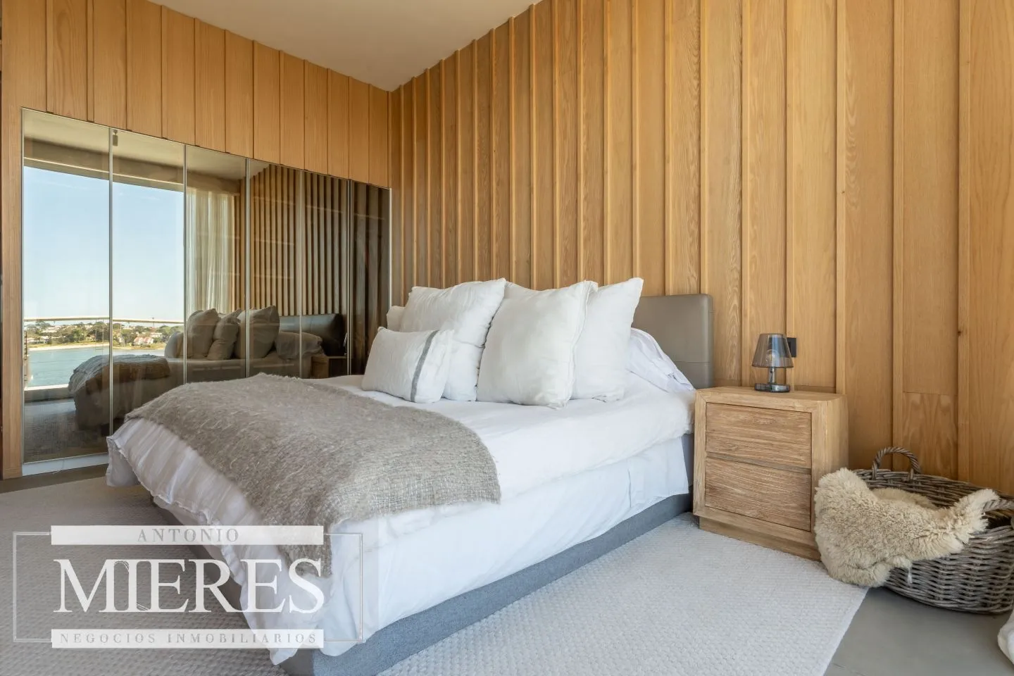 VENTA PENTHOUSE 3 DORMITORIOS DELAMAR L A BARRA — foto 14