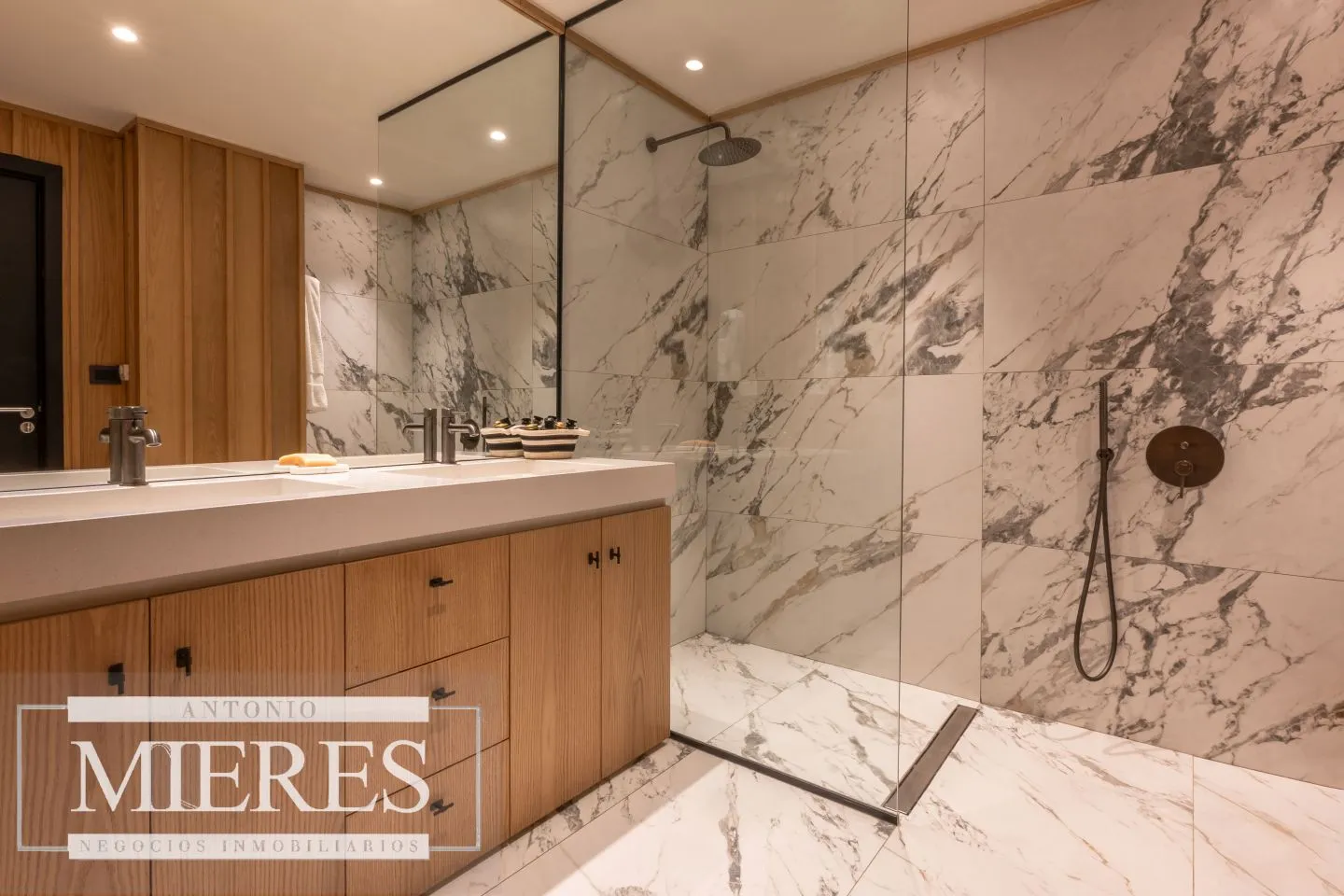 VENTA PENTHOUSE 3 DORMITORIOS DELAMAR L A BARRA — foto 15