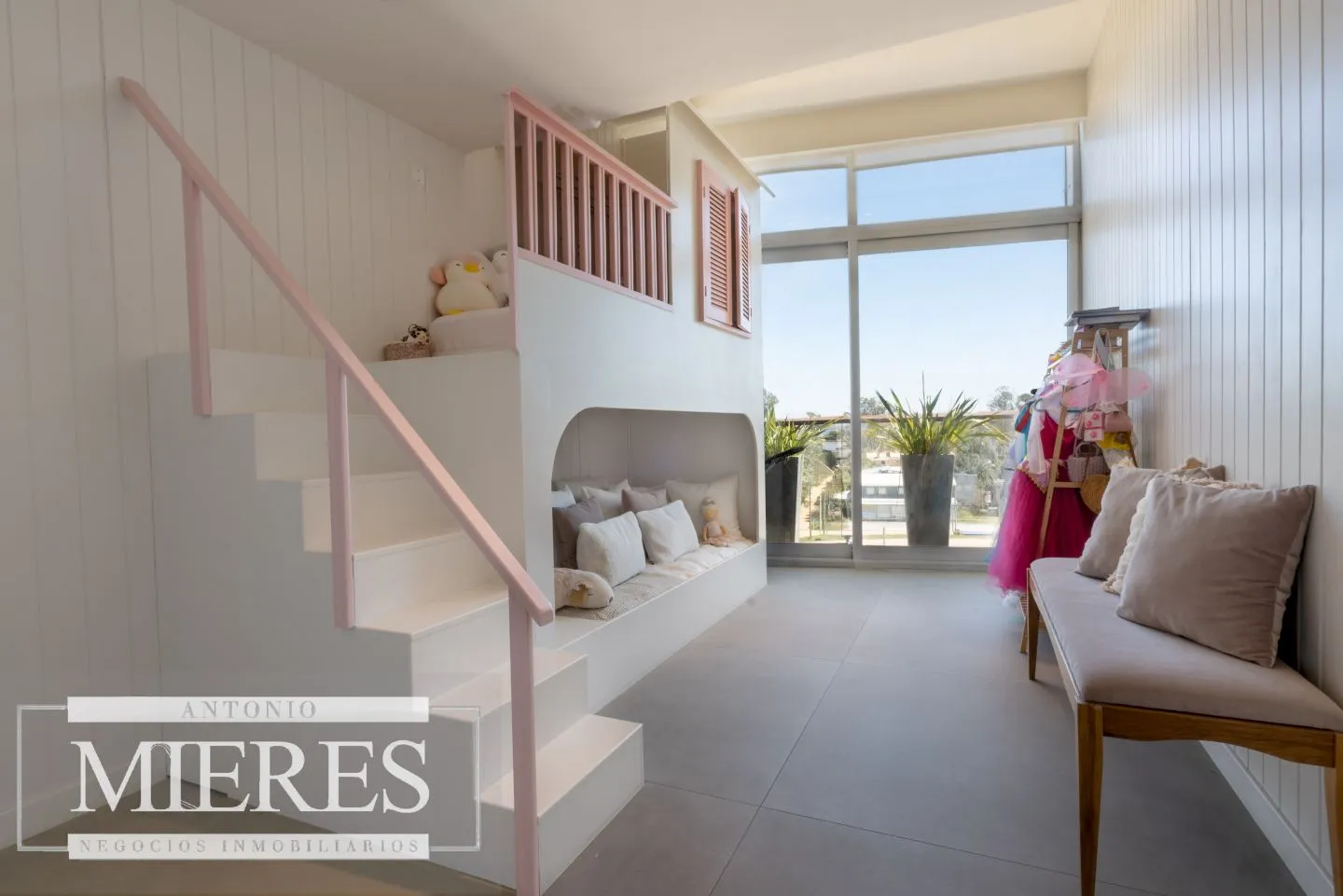 VENTA PENTHOUSE 3 DORMITORIOS DELAMAR L A BARRA — foto 18