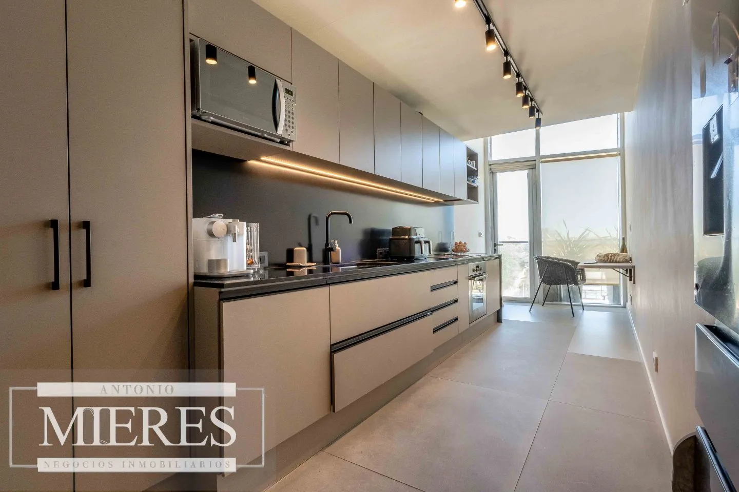 VENTA PENTHOUSE 3 DORMITORIOS DELAMAR L A BARRA — foto 20