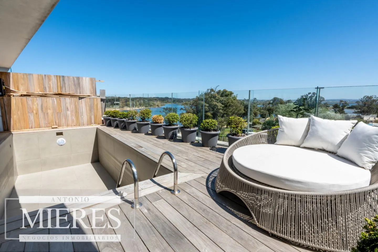 VENTA PENTHOUSE 3 DORMITORIOS DELAMAR L A BARRA — foto 25