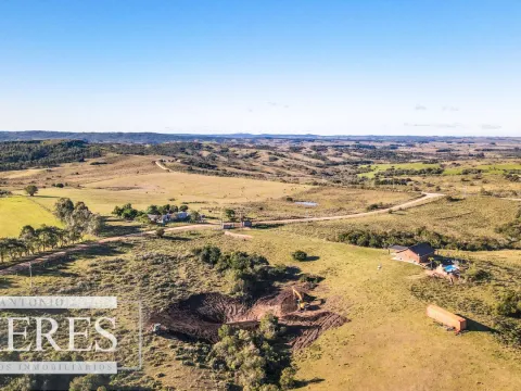 Venta de Campo en Garzón de 45 ha con casa y piscina — foto 3