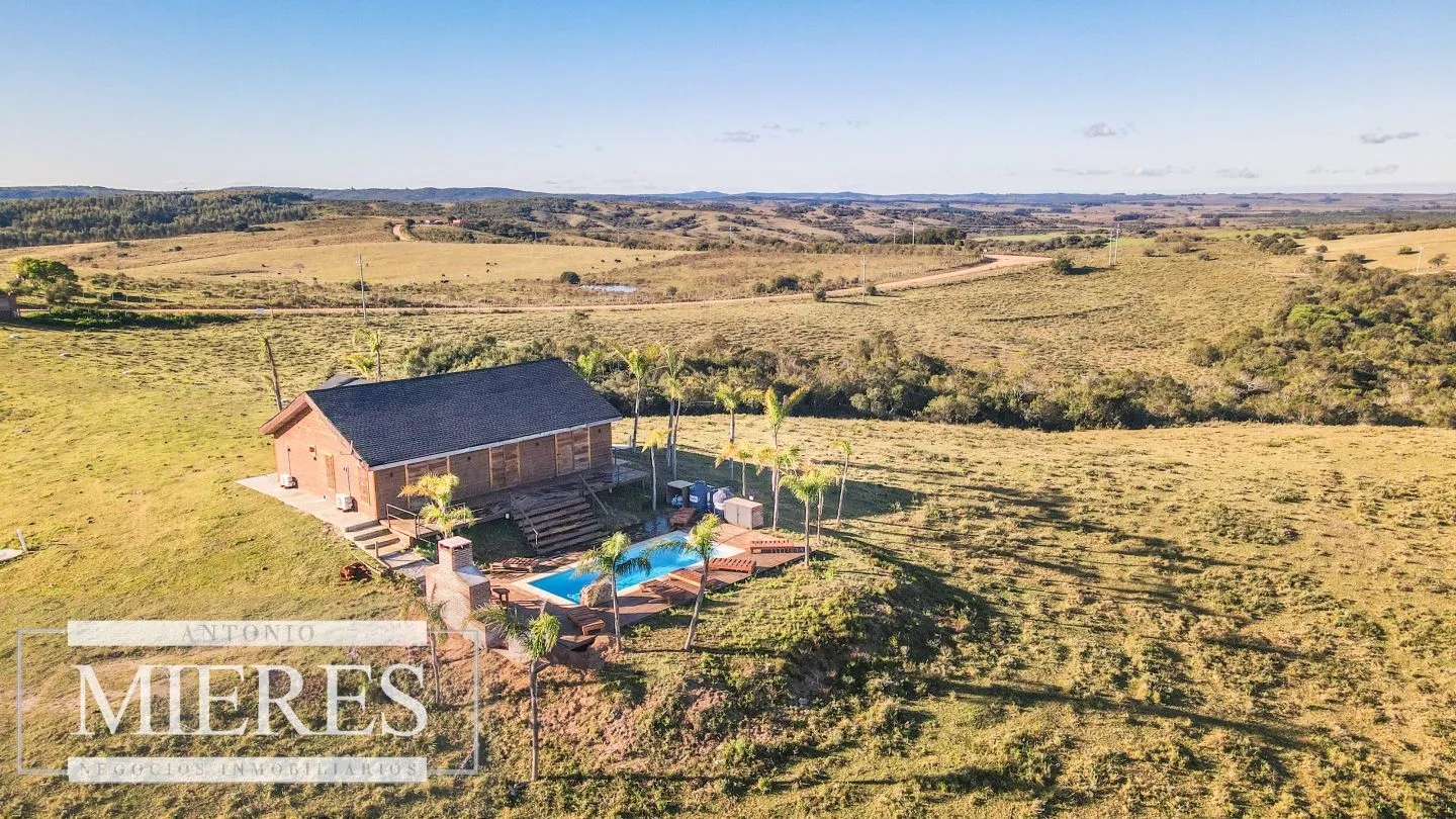 Venta de Campo en Garzón de 45 ha con casa y piscina — foto 10