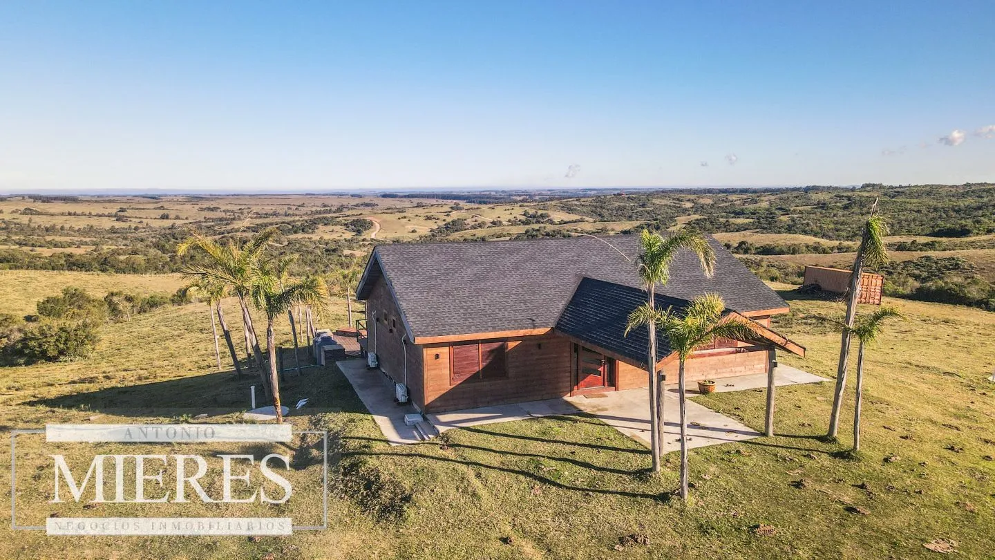 Venta de Campo en Garzón de 45 ha con casa y piscina — foto 12
